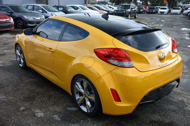 2012 Hyundai Veloster - Image 5 of 18