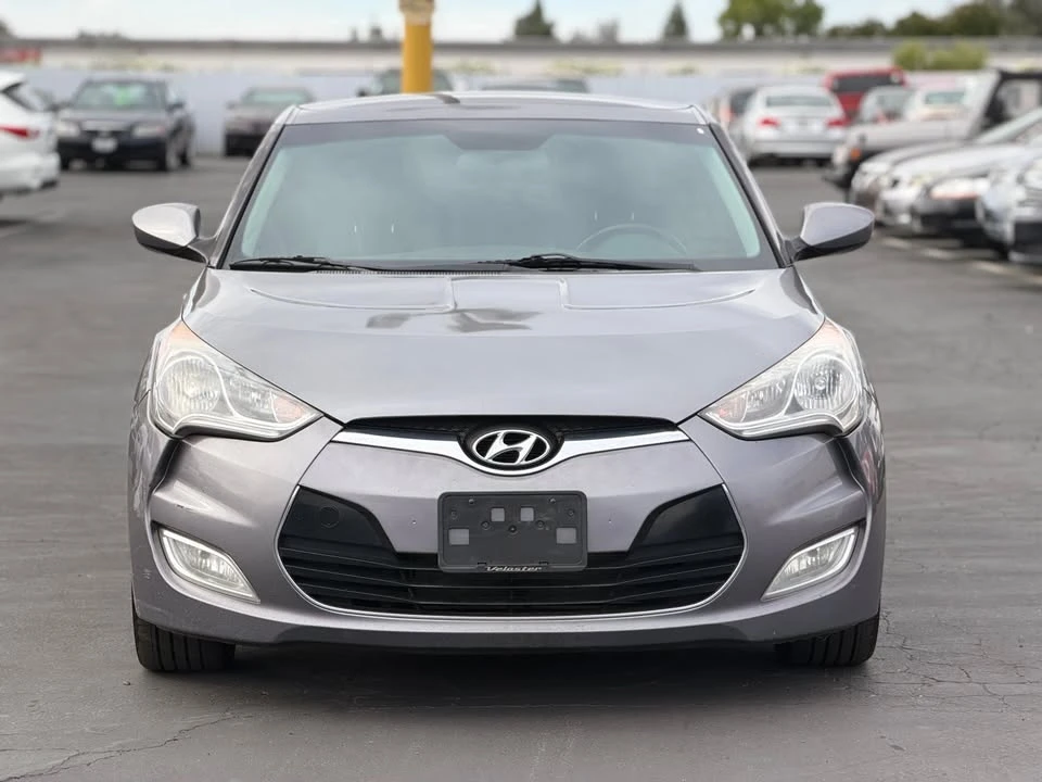 2012 Hyundai Veloster - Image 2 of 11