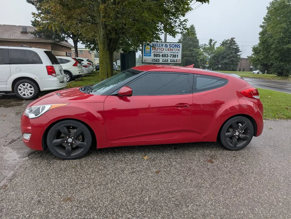 2012 Hyundai Veloster - Image 4 of 8