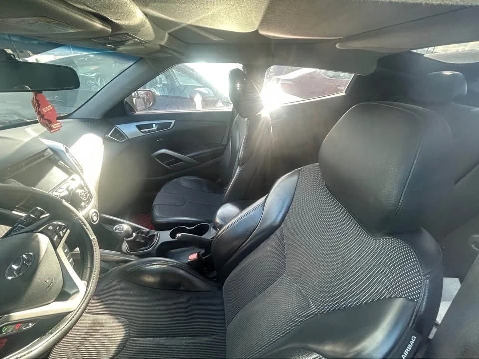 2012 Hyundai Veloster - Image 4 of 6