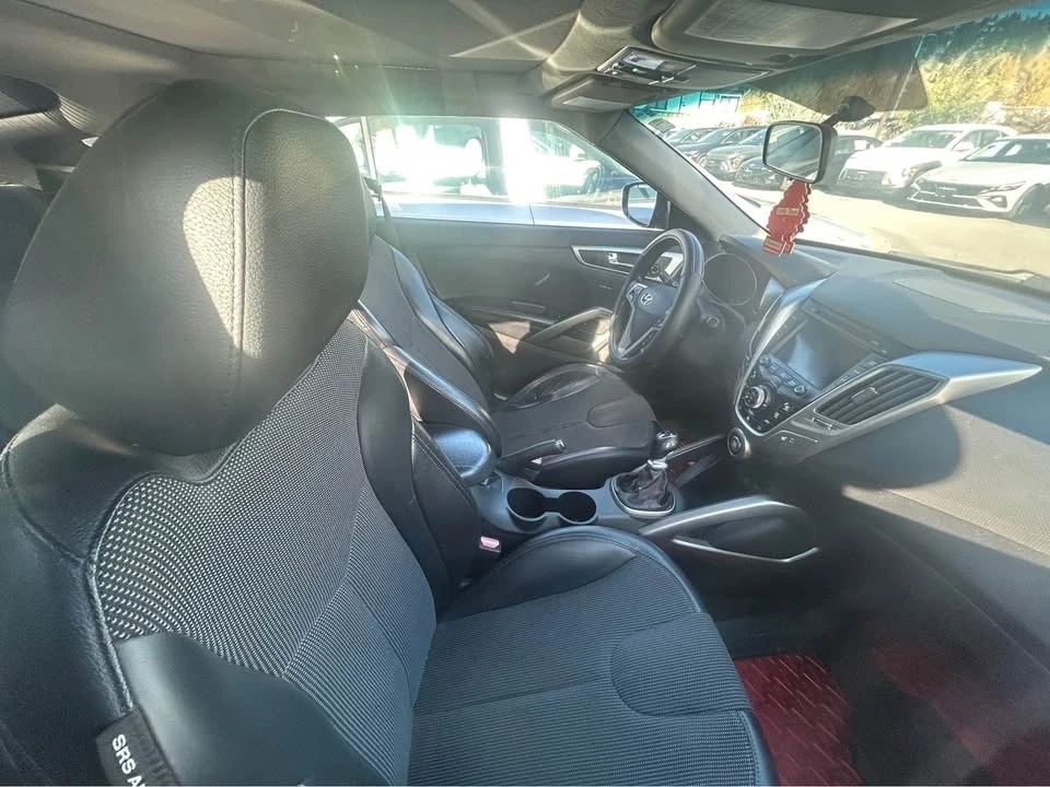 2012 Hyundai Veloster - Image 5 of 6