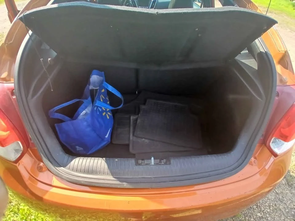 2012 Hyundai Veloster - Image 4 of 11