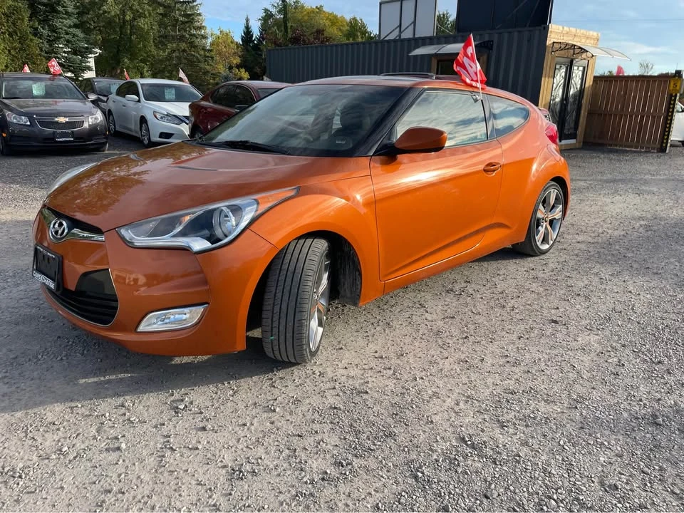 2012 Hyundai Veloster - Image 2 of 20