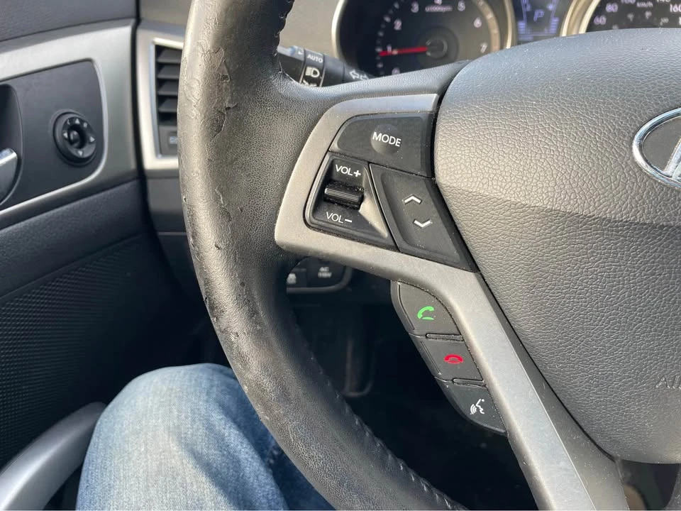 2012 Hyundai Veloster - Image 19 of 20
