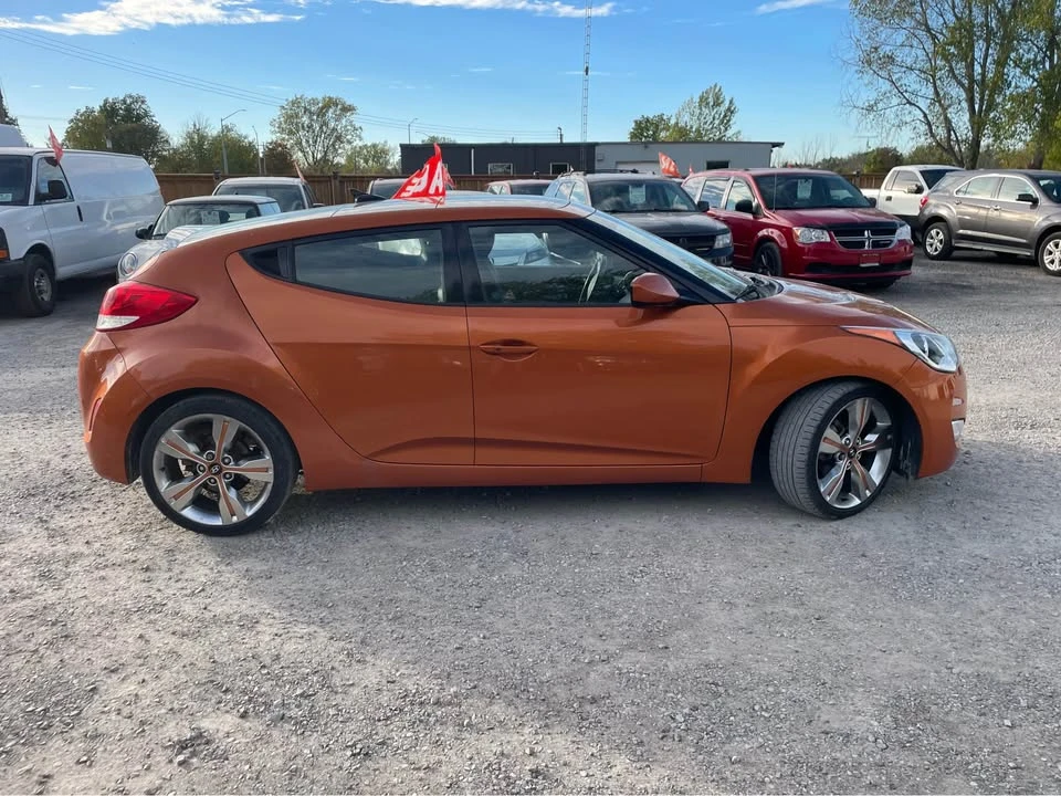 2012 Hyundai Veloster - Image 7 of 20