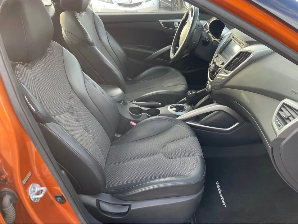 2012 Hyundai Veloster - Image 12 of 20