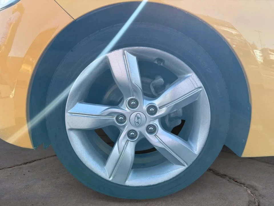 2012 Hyundai Veloster - Image 10 of 11
