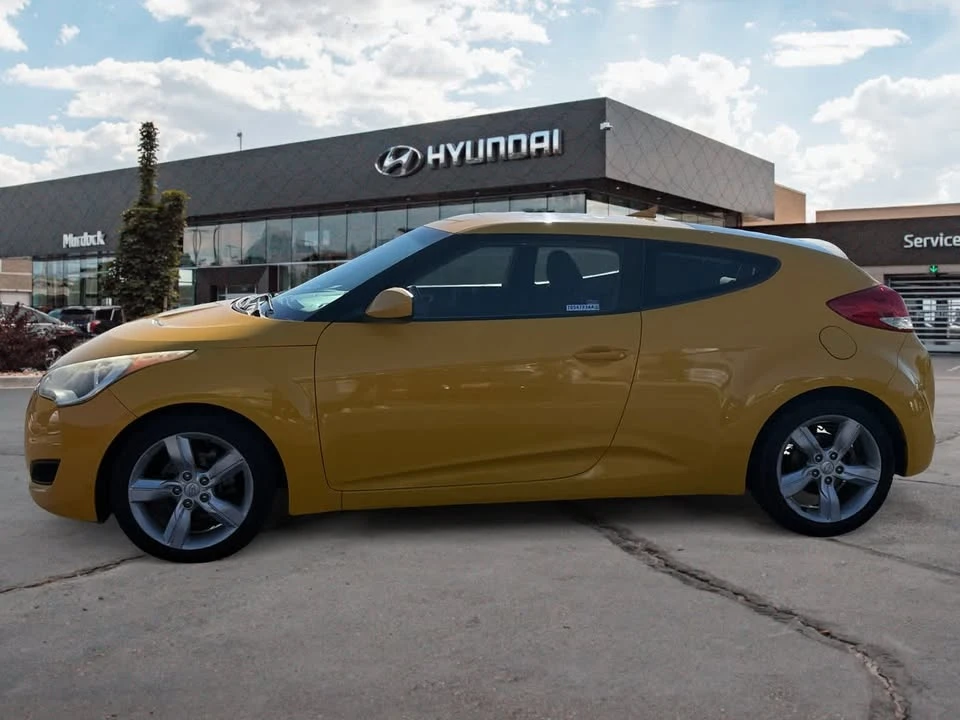2012 Hyundai Veloster - Image 2 of 11