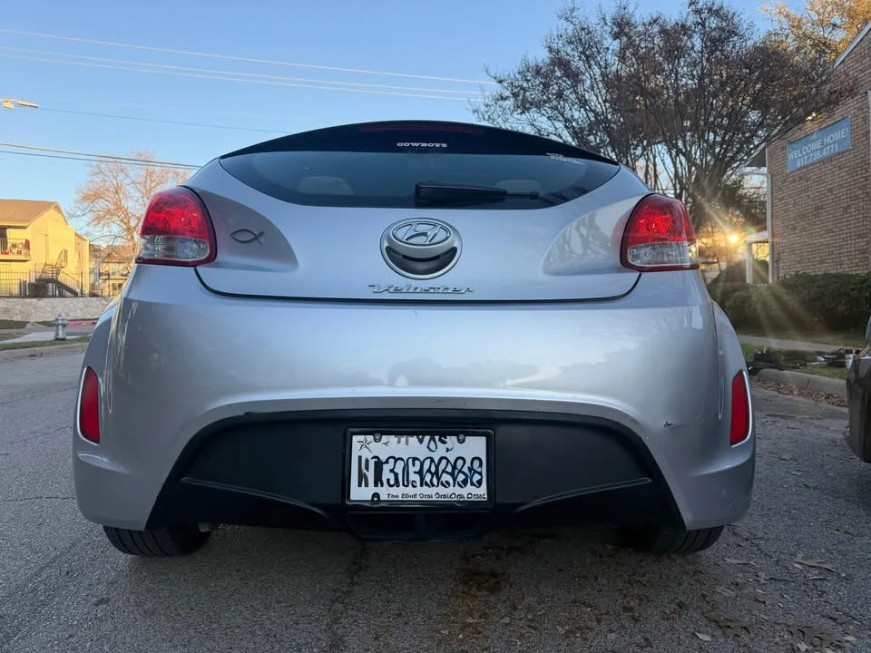 2012 Hyundai Veloster - Image 3 of 10