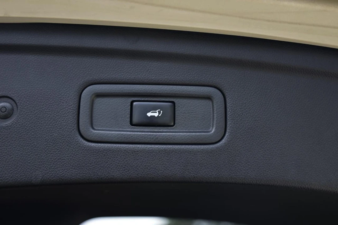 2012 Infiniti FX/QX 2nd Gen - Image 24 of 31