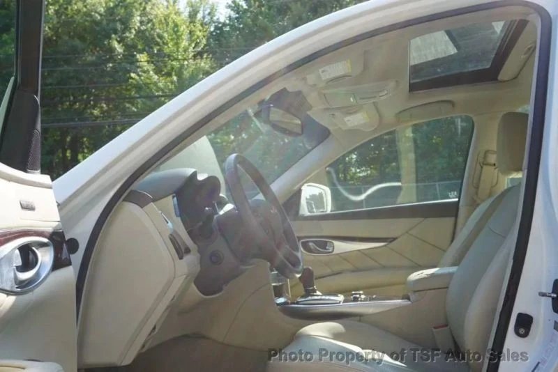 2012 Infiniti M/Q70 4th Gen - Image 10 of 12