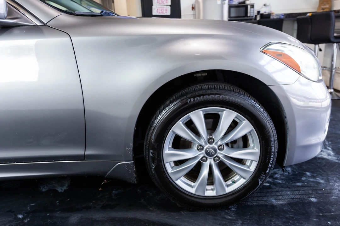 2012 Infiniti M/Q70 4th Gen - Image 17 of 31