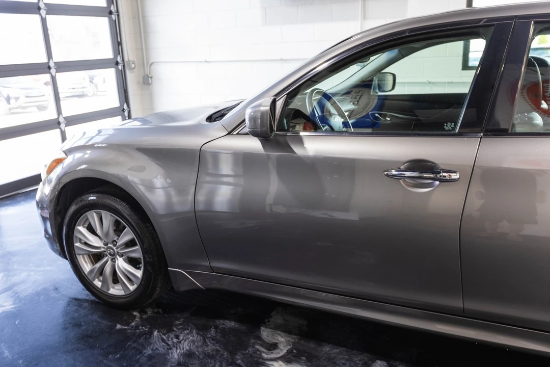 2012 Infiniti M/Q70 4th Gen - Image 3 of 31