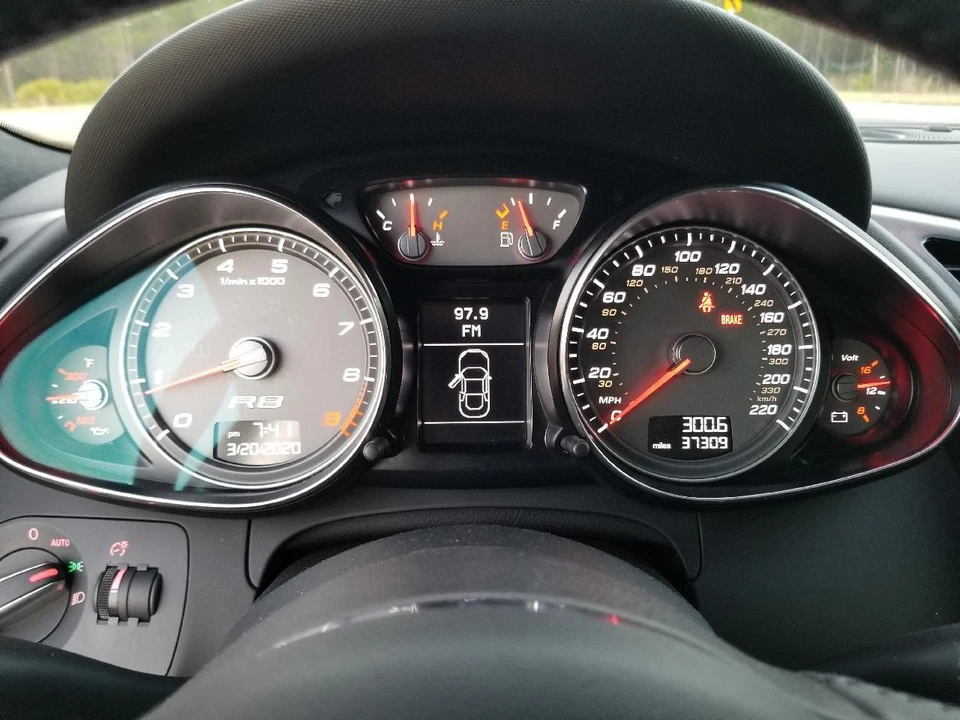 2012 Audi 42 R8 - Image 10 of 14