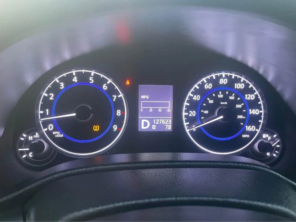 2012 Infiniti G25 4th Gen - Image 8 of 11