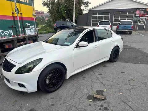 2012 Infiniti G37 6MT