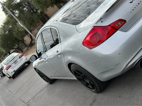2012 Infiniti G37