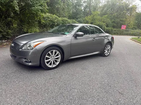 2012 Infiniti G37