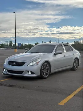 2012 Infiniti G37