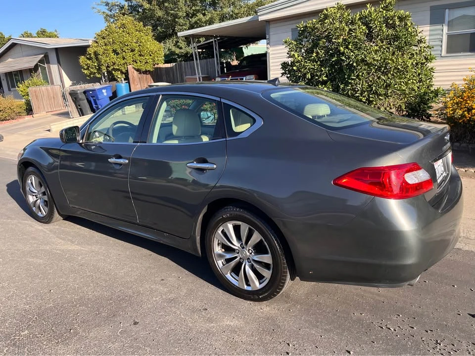 2012 Infiniti M/Q70 4th Gen - Image 6 of 14