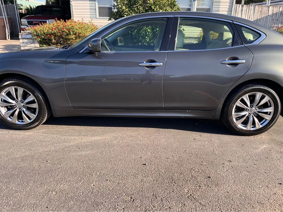 2012 Infiniti M/Q70 4th Gen - Image 12 of 14