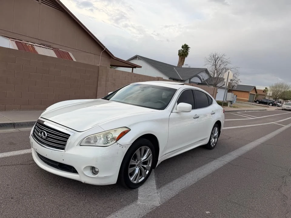 2012 Infiniti M/Q70 4th Gen - Image 11 of 15
