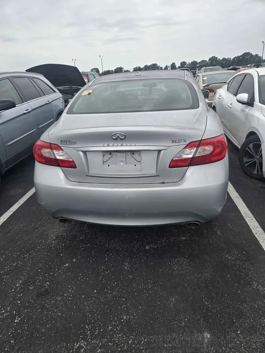 2012 Infiniti M/Q70 4th Gen - Image 2 of 7