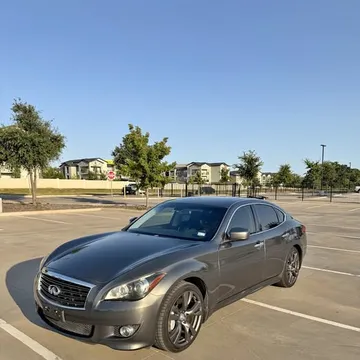 2012 Infiniti M37