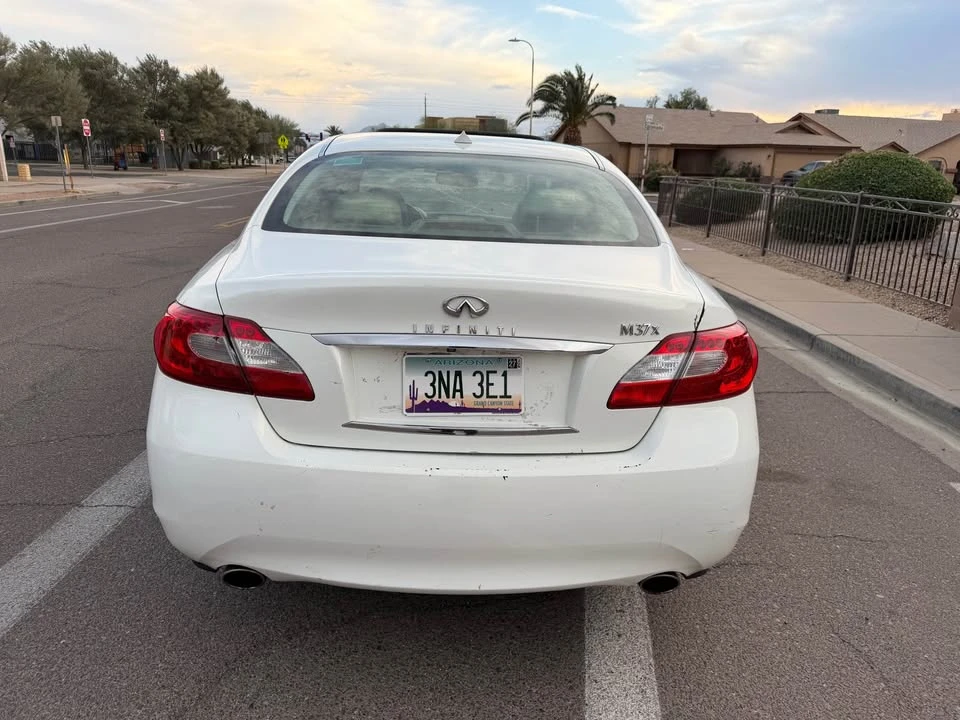 2012 Infiniti M/Q70 4th Gen - Image 12 of 14