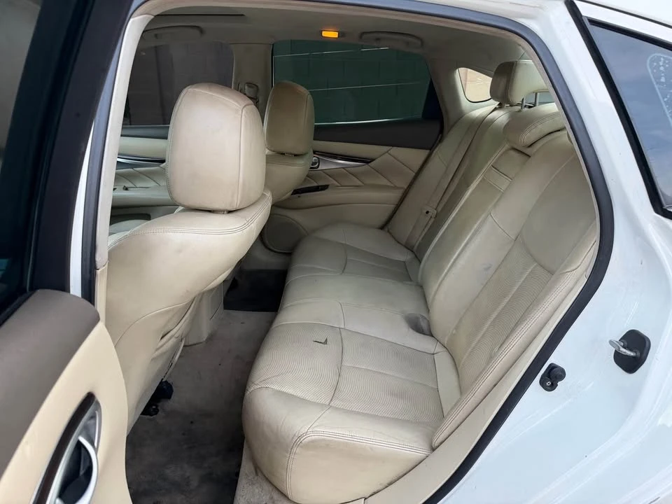 2012 Infiniti M/Q70 4th Gen - Image 11 of 14