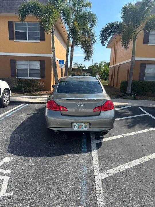 2012 Infiniti M/Q70 4th Gen - Image 6 of 12