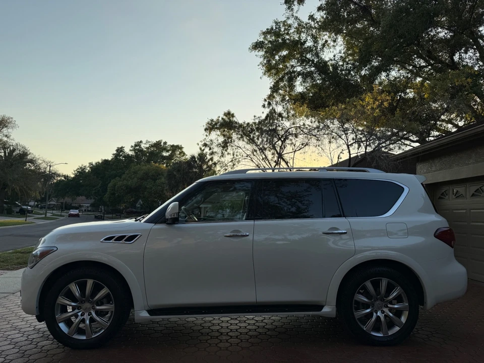 2012 Infiniti QX80 - Image 10 of 21