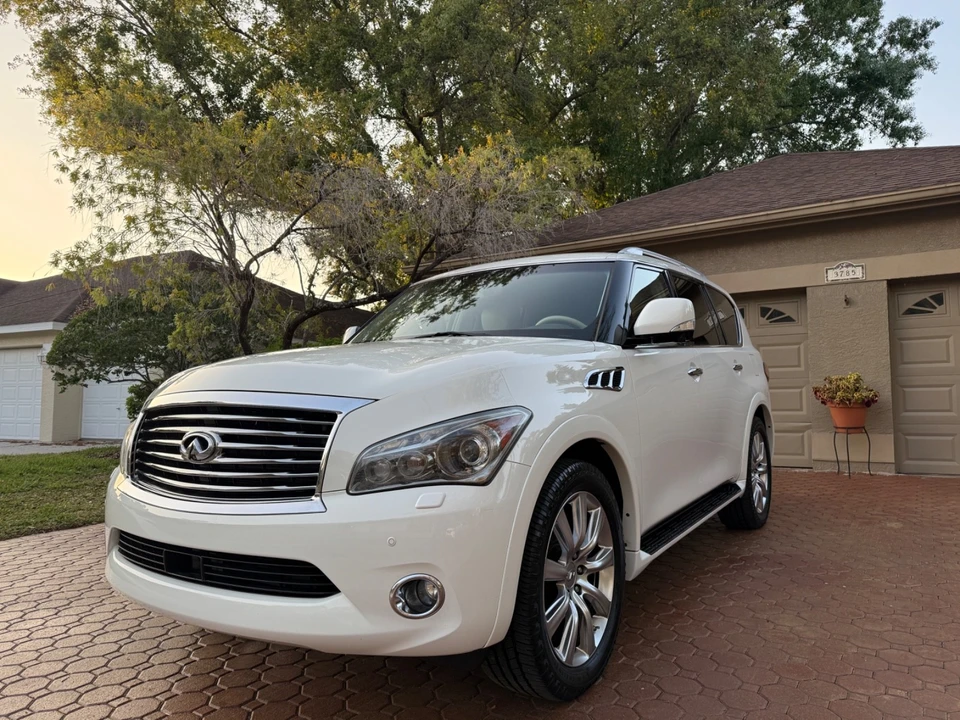 2012 Infiniti QX80 - Image 11 of 21