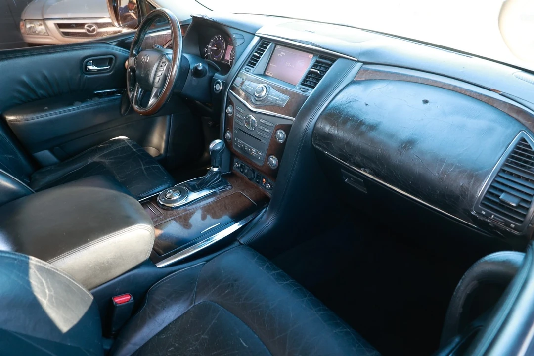2012 Infiniti QX80 - Image 18 of 21