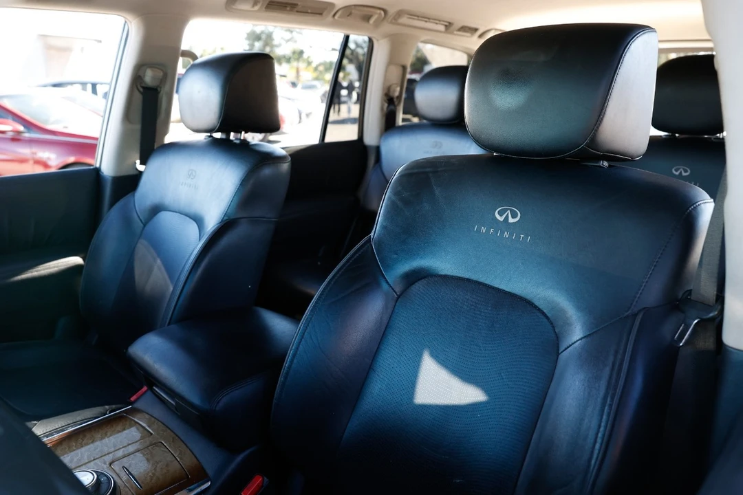 2012 Infiniti QX80 - Image 6 of 12