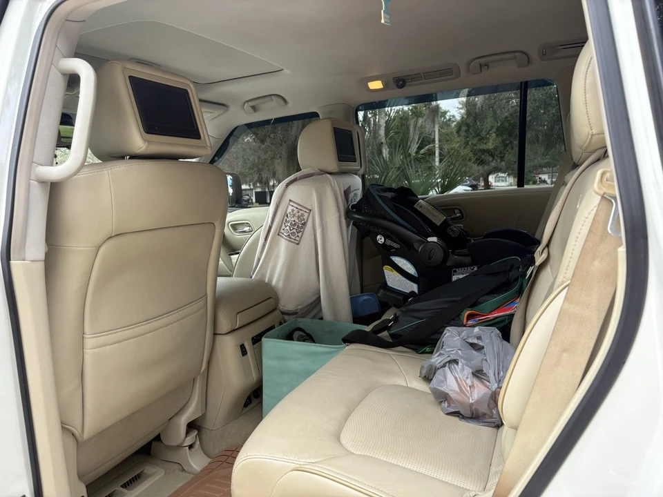 2012 Infiniti QX80 - Image 9 of 11