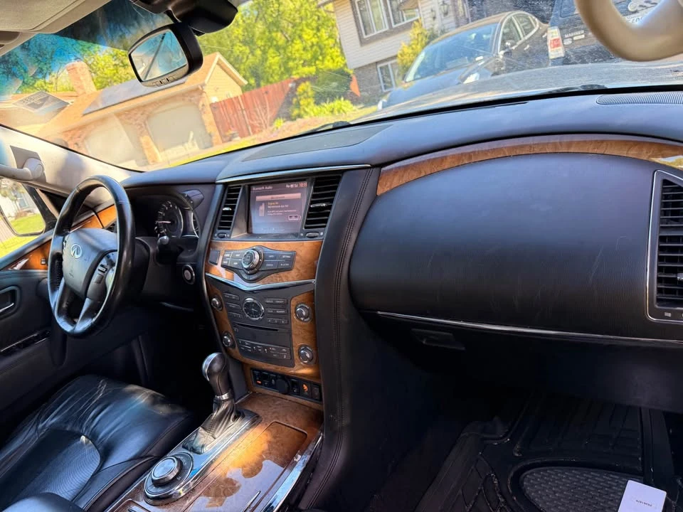2012 Infiniti QX80 - Image 12 of 13
