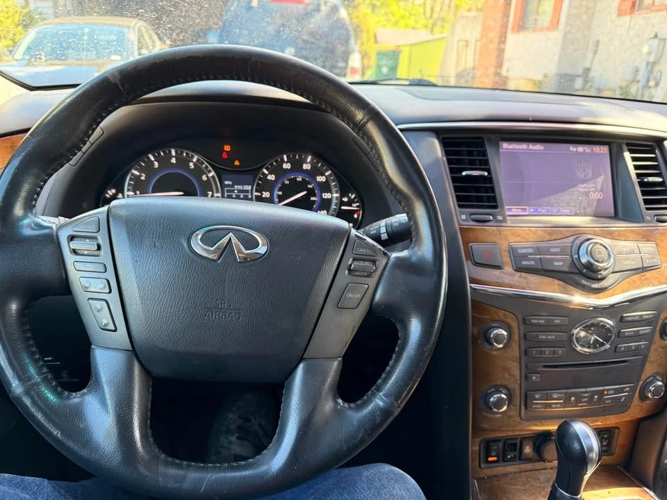 2012 Infiniti QX80 - Image 8 of 13