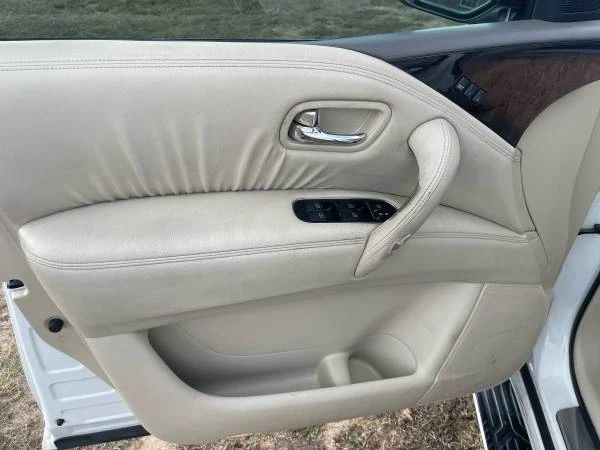 2012 Infiniti QX80 - Image 10 of 16