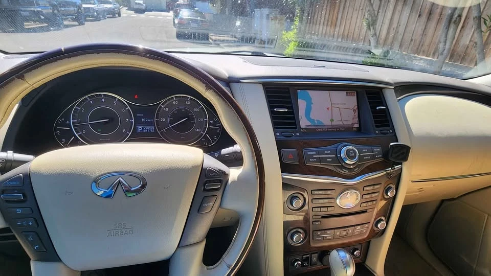 2012 Infiniti QX80 - Image 7 of 7