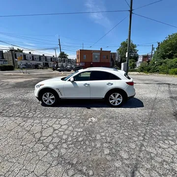 2012 Infiniti FX35