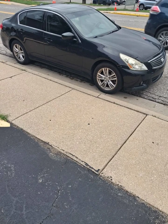 2012 Infiniti G25 4th Gen - Image 2 of 5