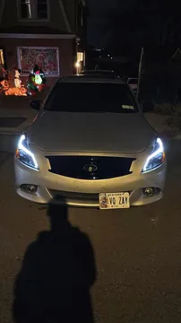 2012 Infiniti G37