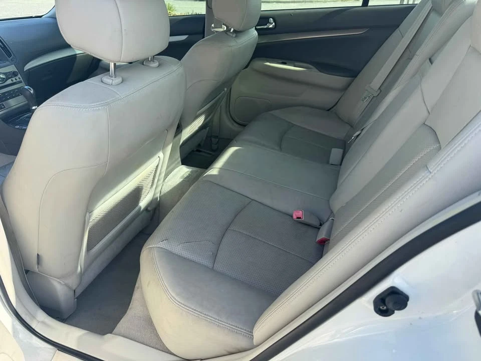 2012 Infiniti - Image 13 of 16