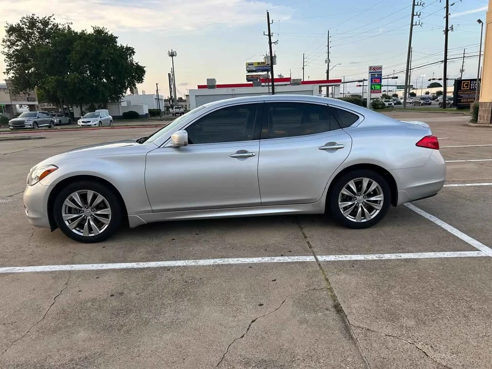 2012 Infiniti M/Q70 4th Gen - Image 3 of 12