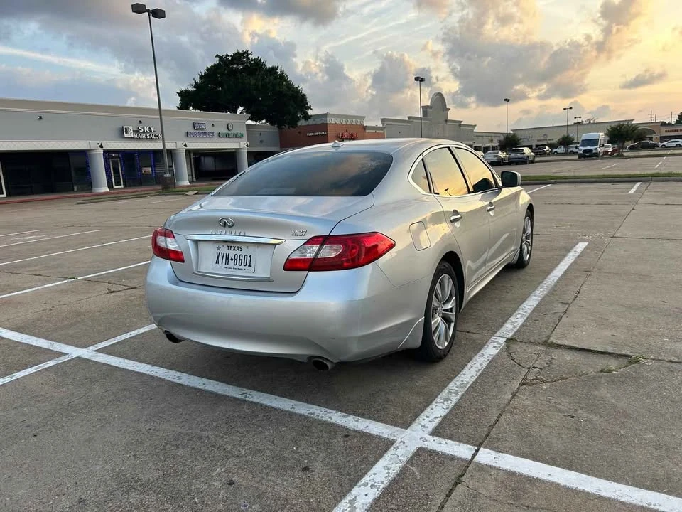 2012 Infiniti M/Q70 4th Gen - Image 6 of 12