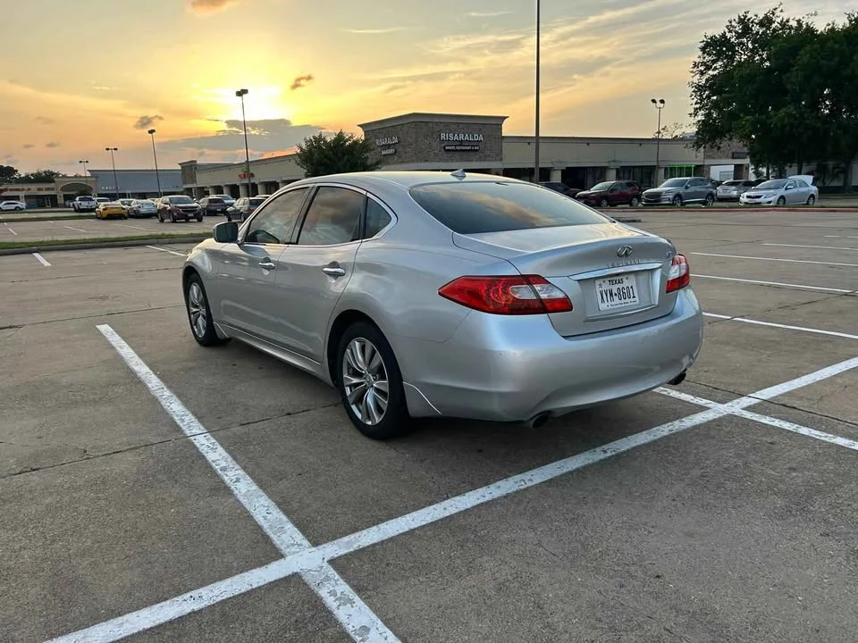 2012 Infiniti M/Q70 4th Gen - Image 4 of 12