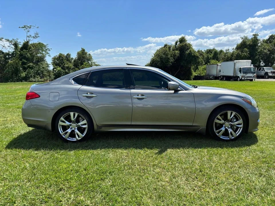 2012 Infiniti M/Q70 4th Gen - Image 4 of 10