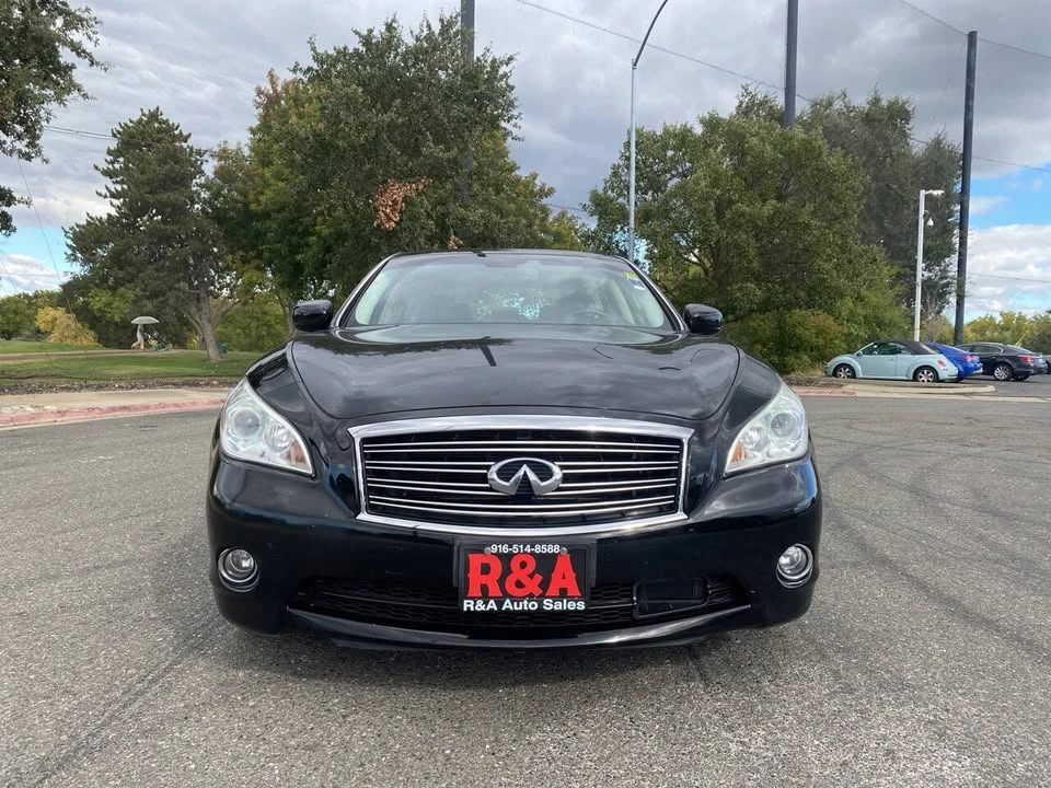 2012 Infiniti M/Q70 4th Gen - Image 2 of 19
