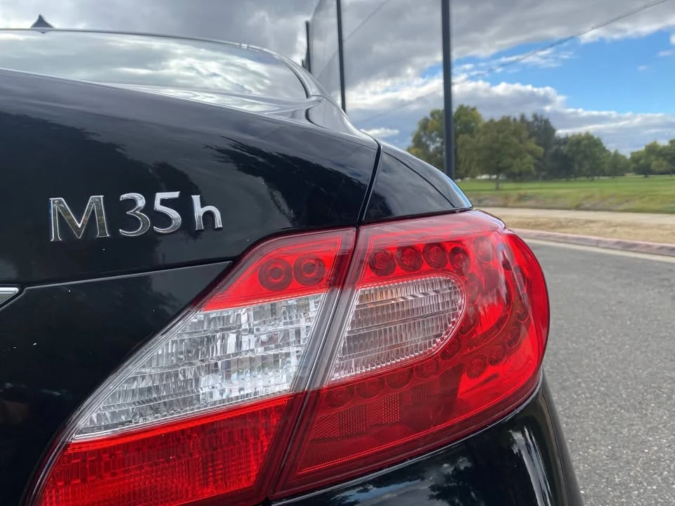 2012 Infiniti M/Q70 4th Gen - Image 17 of 19